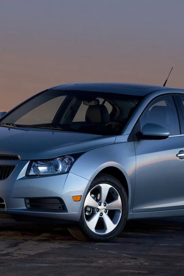 Купить б/у Chevrolet Cruze I 1.8 AT (141 л.с.) бензин автомат в Твери: чёрный Ше