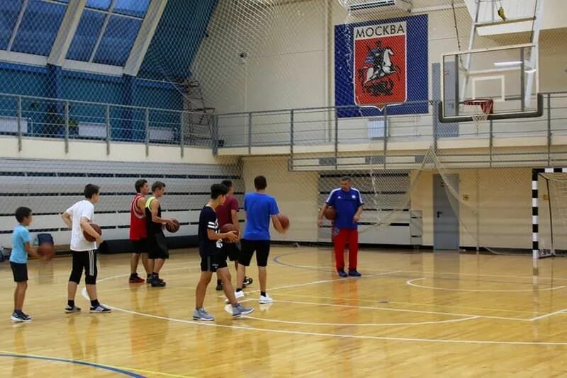 Бассейн братеево. Фок братеево. спортивный комплекс братеево. фок братеево бассейн. спорткомплекс южный братеево.