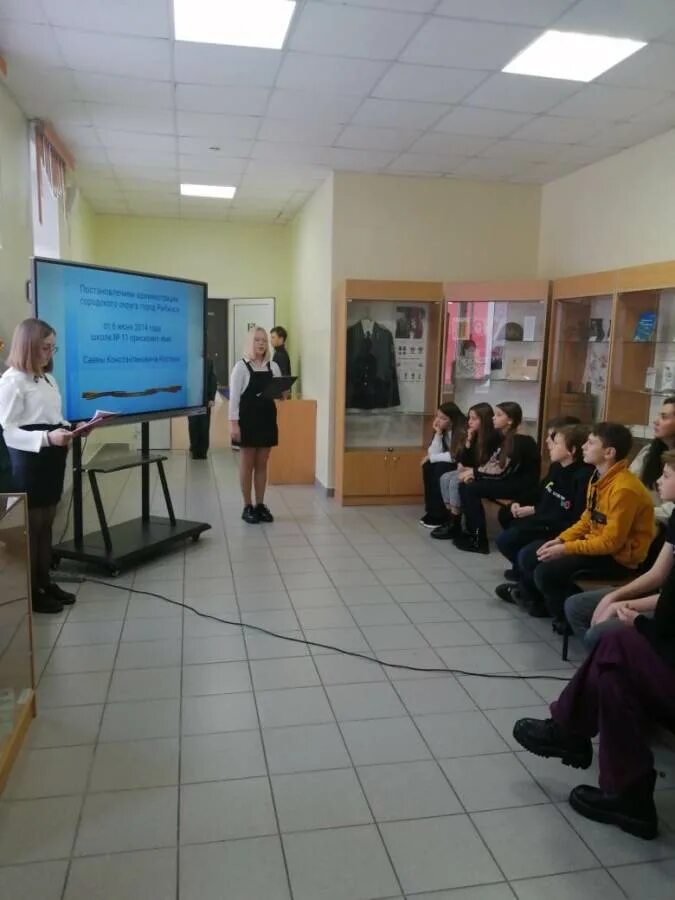 Учителя школы 24 рыбинск. Школа номер 10 рыбинск. Школа 9 рыбинск. Школа 11 рыбинск. Сош 12 рыбинск.