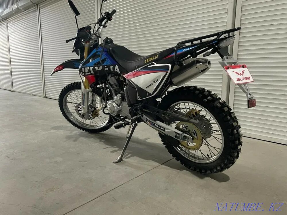 Эндура 300. Beta 300rr 2021. 300 кубовые мотоциклы эндуро. Эндура 300. Ктм 300 ехс tpi.