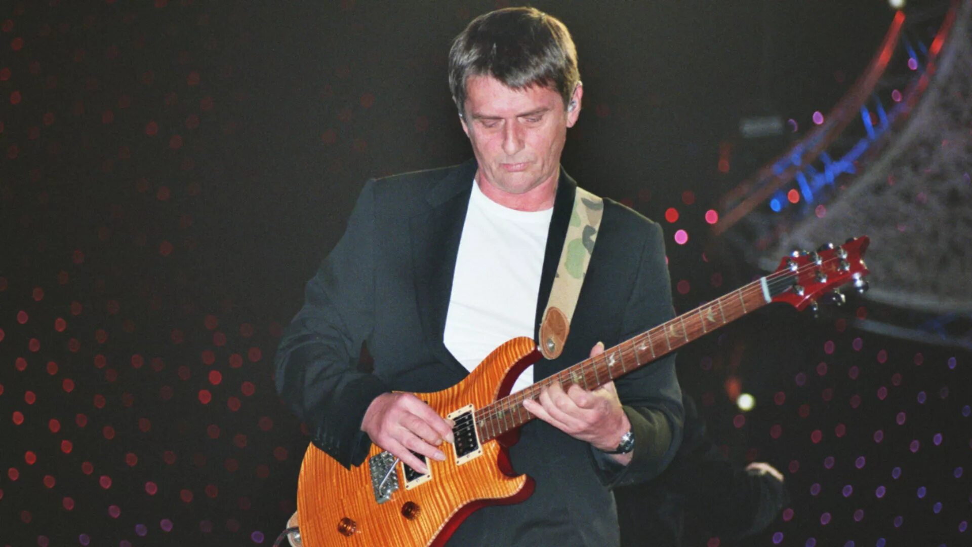 Mike oldfield. Mike oldfield 2025. евген олдфилд. майк олдфилд группа.