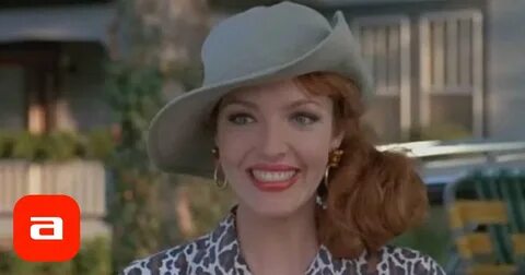 Nozik mulatta ayol bilan qopol jinsiy aloqani tomosha qiling