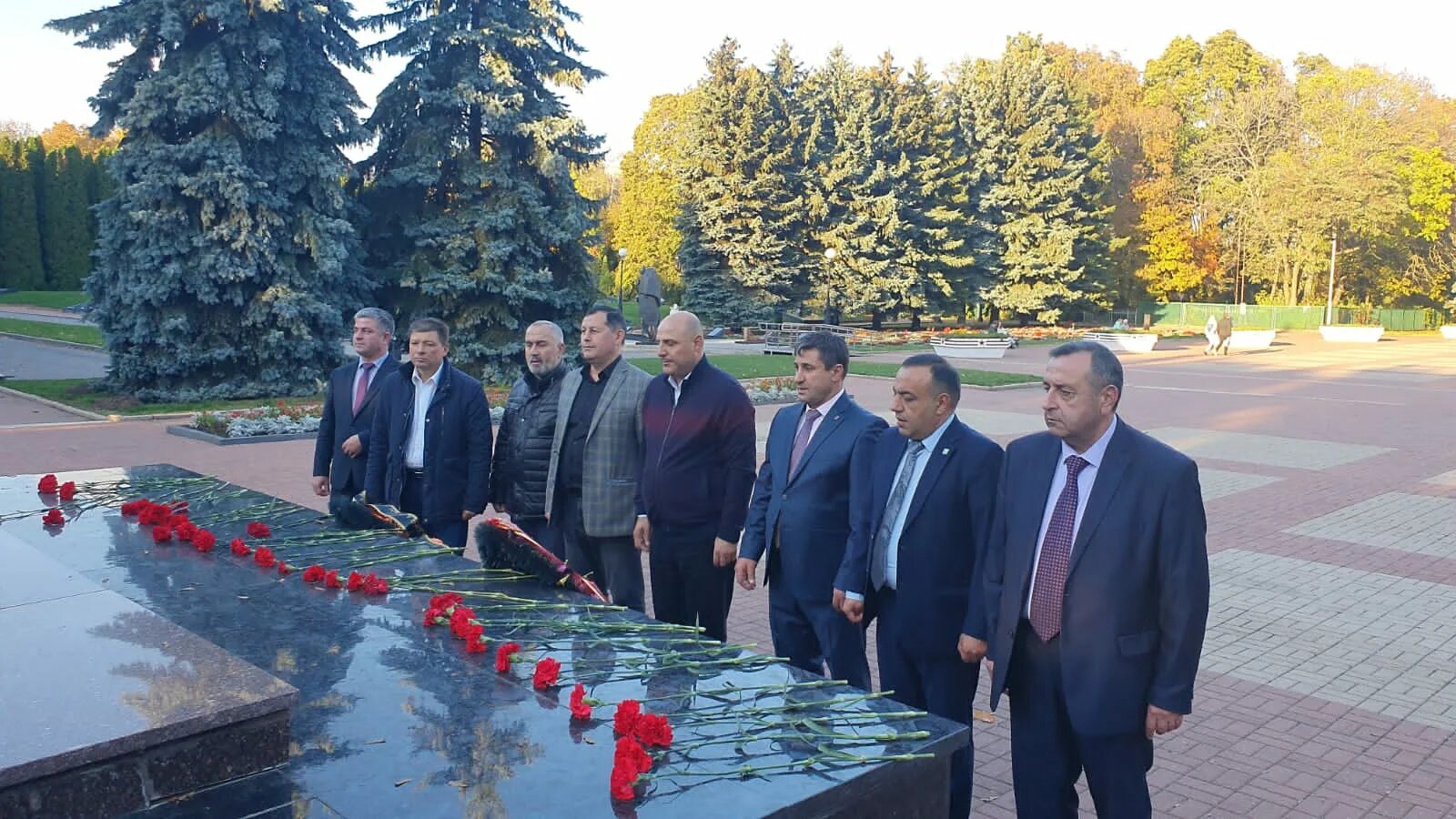 Армянская диаспора в Курске. Гасым Керимов. Азербайджанцы на Донбассе. Азербайджанская делегация Астрахань 8 мая 2023 школа 11. Общины курска