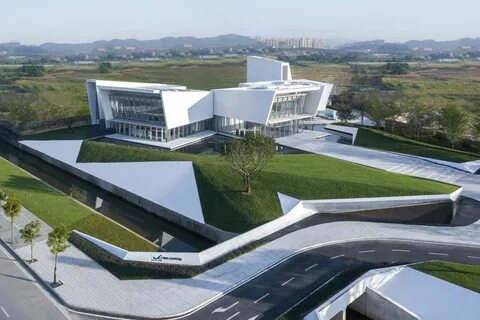 Future center