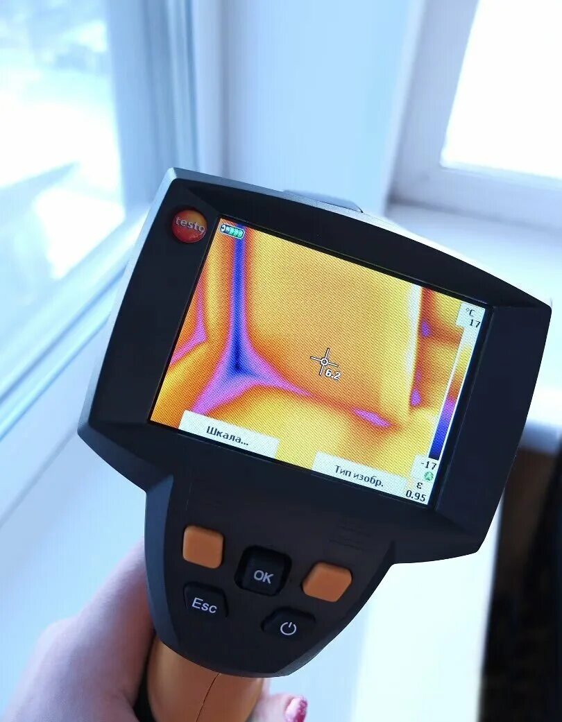 тепловизор новостройка 2. тепловизор fluke tix580. мастер с тепловизором. тепловизионное обследование зданий и сооружений. тепловизионное обследование.