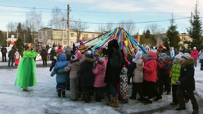 Масленица в детском саду. Праздник Масленица в детском саду. Празднование Масленицы в ДОУ. Встреча Масленицы в детском саду. Масленичные гуляния в детском саду