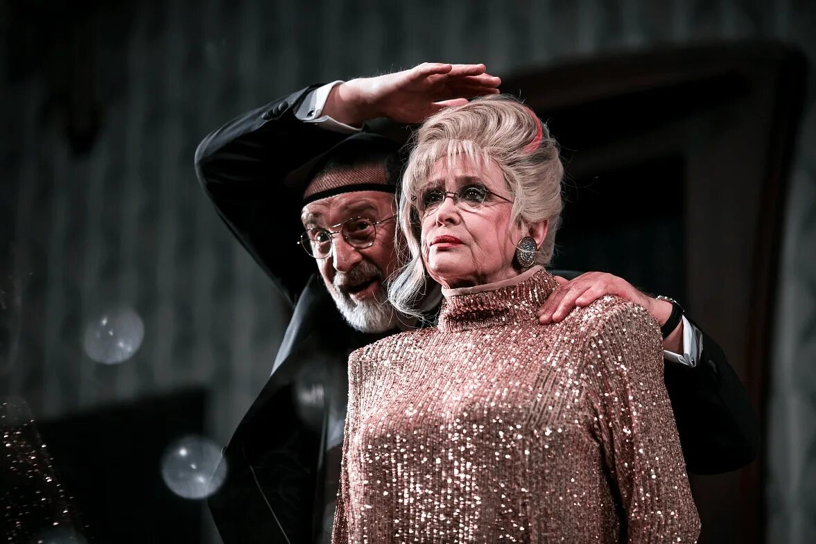 203-205 спектакль. Спектакль калифорнийская сюита современник. Неелова спектакль 203-205. 203-205 спектакль современник. Неелова спектакль 203-205.