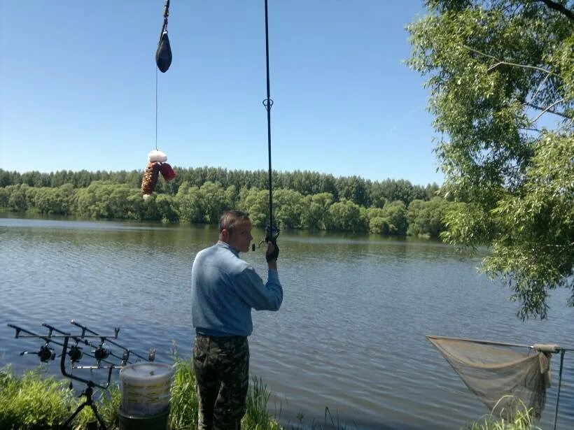 На крючок рыбалка в пензе. Столбовая рыбалка платная. Рыбалка в Пензенской области. Рыбалка на Столбовой. Платная рыбалка в Пензенской области село Сулеймановка.