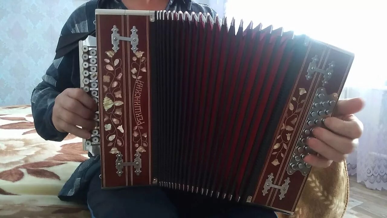 Гармонь хромка 1976. Мастера гармоней. Мастера гармоней. Гармонь мастера пяткина. Гармони тамбовского мастера головешкина.