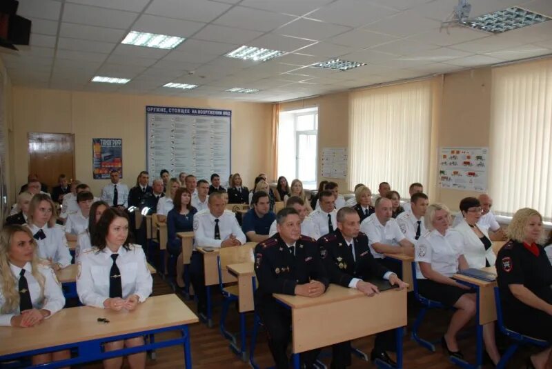 Руководители ГИБДД Вологда. Начальник ОГИБДД Вологда. Сотрудницы ГИБДД Вологда. Сайт гибдд вологодской