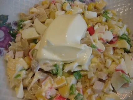 Салат с айсбергом и кукурузой
