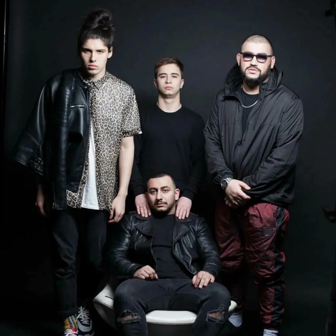 Lkn'sfgarshi77. Lkn & ramil' & ханза. Kjpkjh;kjh;lkn. Lkn. Lkn певец.