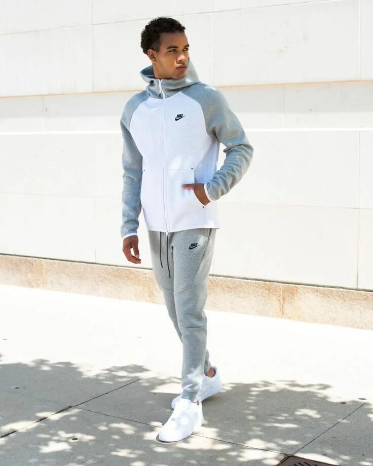 Костюм найк Tech Fleece. Nike Tech Fleece 2018. Nike Tech Fleece костюм мужской. Nike Tech Fleece костюм белый.