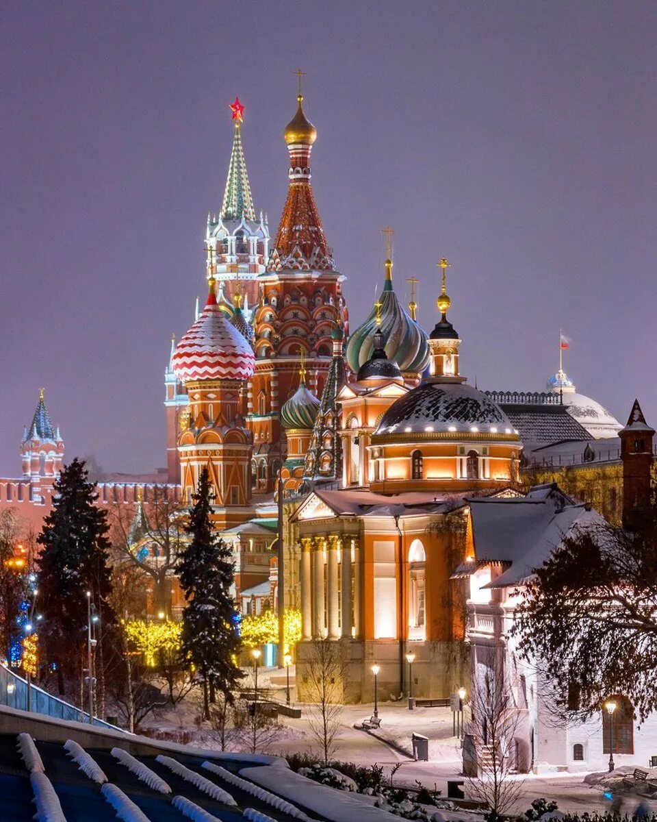 Посетить москву зимой