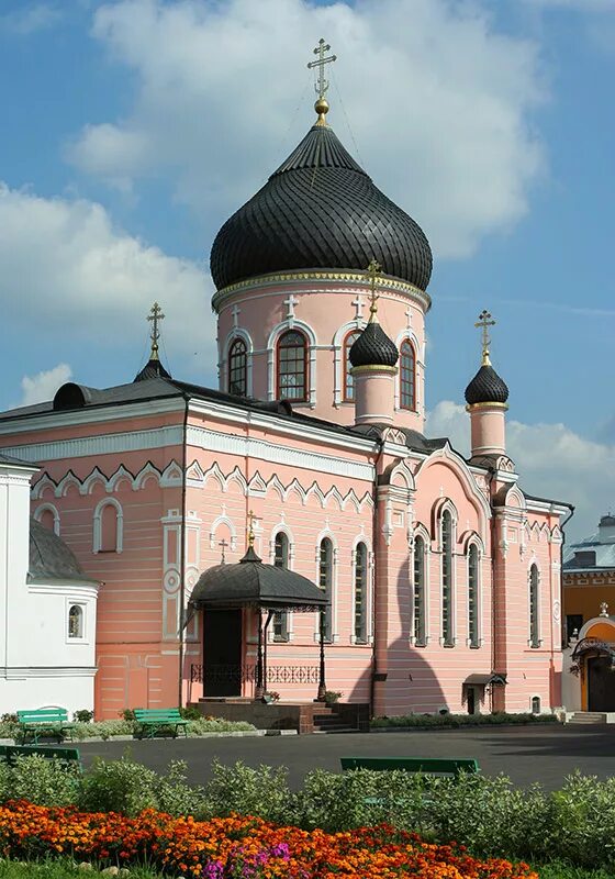 новый быт храм. давидова пустынь никольская церковь. чеховский район храм давидова. церковь новый быт чеховский район. давидова пустынь трапезная.