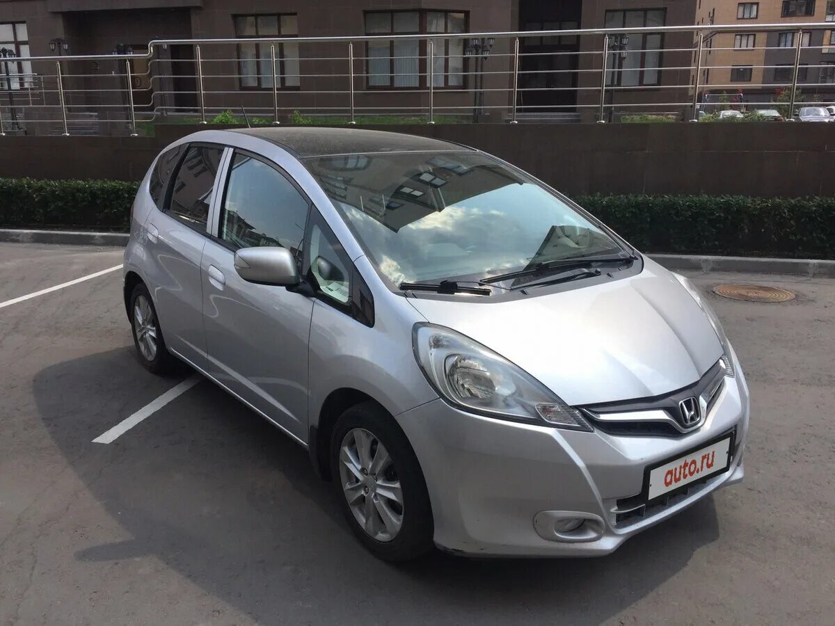 Honda Jazz 2011. Honda Jazz II 2011. Хонда джаз Рестайлинг 2011. Хонда джаз 2011 1.3 механика.