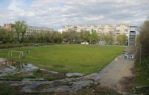 Стадион заря