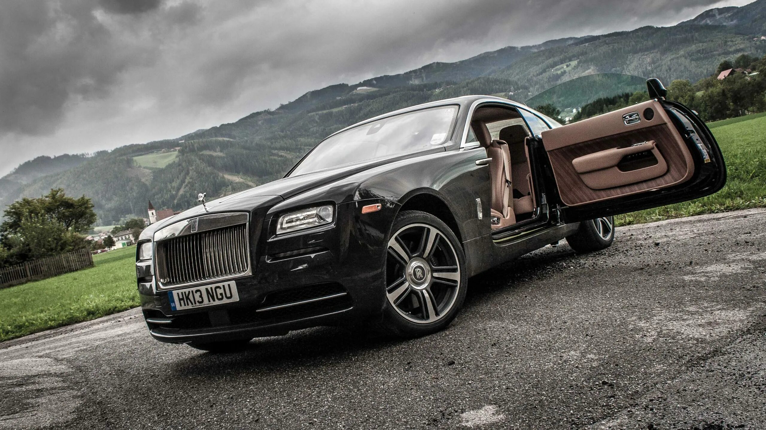 Роллс Ройс врайт. Роллс Ройс Wraith 2022. Rolls Royce Wraith 2021. Rolls Royce 2023. Найками роллс