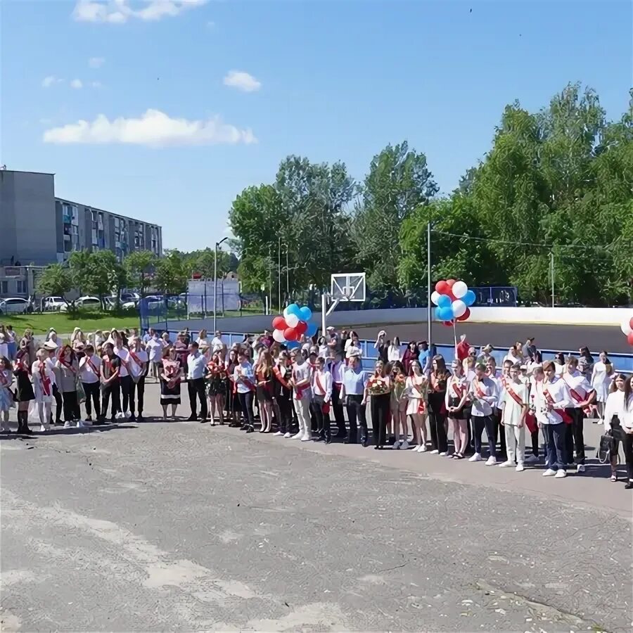 4 школа котовск тамбовская область. Жизнь котовск тамбовская область. Котовск, тамбовская область. Жизнь котовск тамбовская область. Энгельс школа 32 вручение аттестатов.