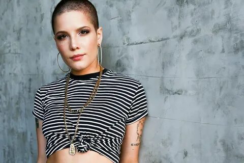 Halsey слушать
