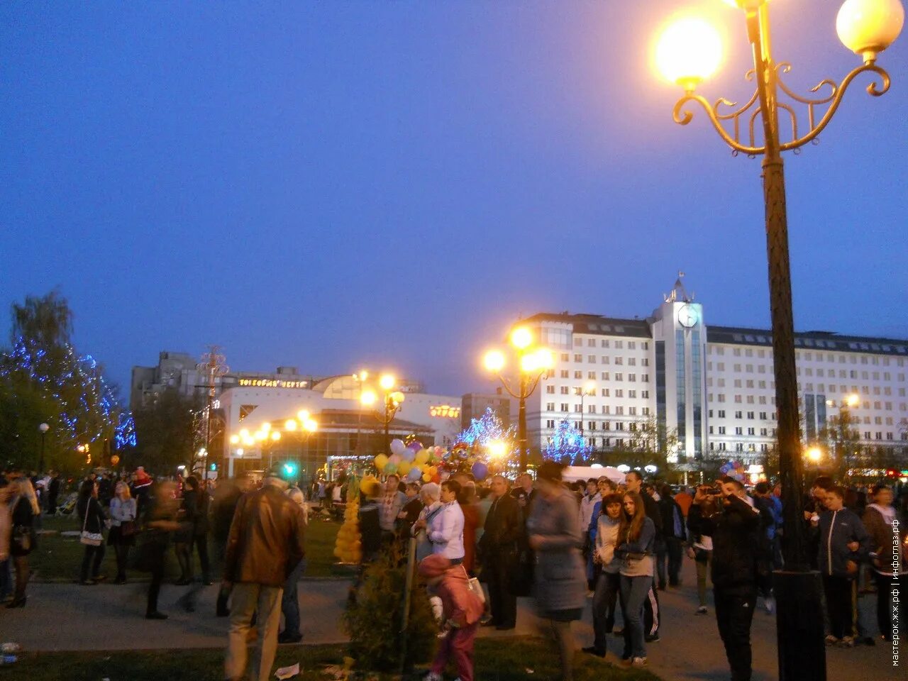 В старом осколе сегодня по часам. Старый Оскол сейчас. Комсомолец старый Оскол сейчас. Обстановка в Старом Осколе на сегодняшний день.