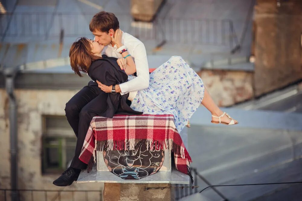 Ваши истории любви. Лав стори фотосессия. Love story в городе. Лав стори фотосессия необычная. Фотосессия в стиле лав стори.