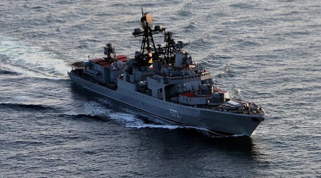 Военно морской флот РФ надводные силы. Надводные корабли ВМФ. Надводные войска ВМФ России. Надводные корабли ВМФ РФ.