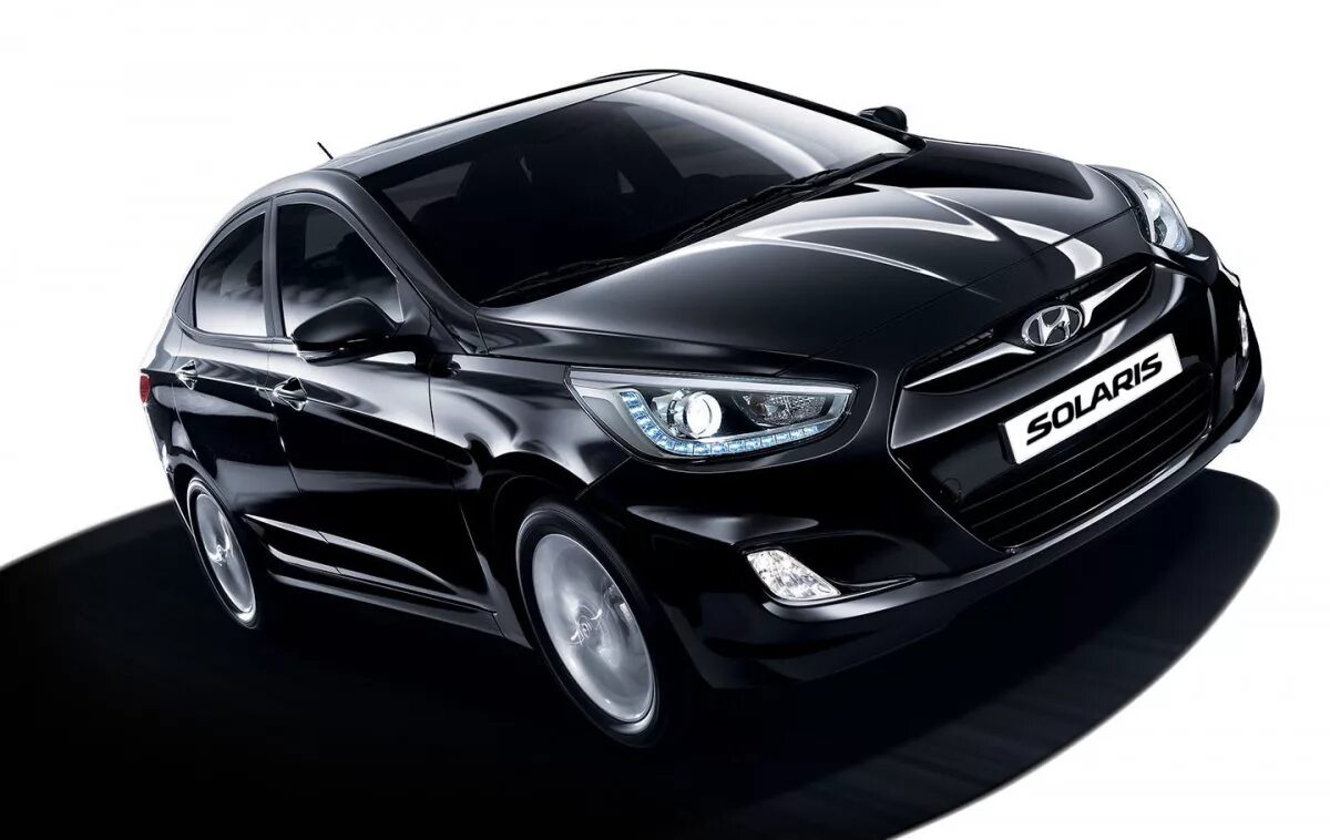 Легковые автомобили хендай. Hyundai Solaris черный. Hyundai Solaris 2015 черный. Хёндай Солярис чкпрнфй. Hyundai Solaris 2012.