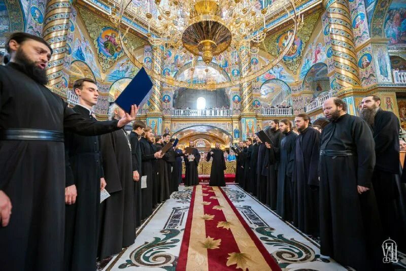 прямая трансляция из почаевской лавры