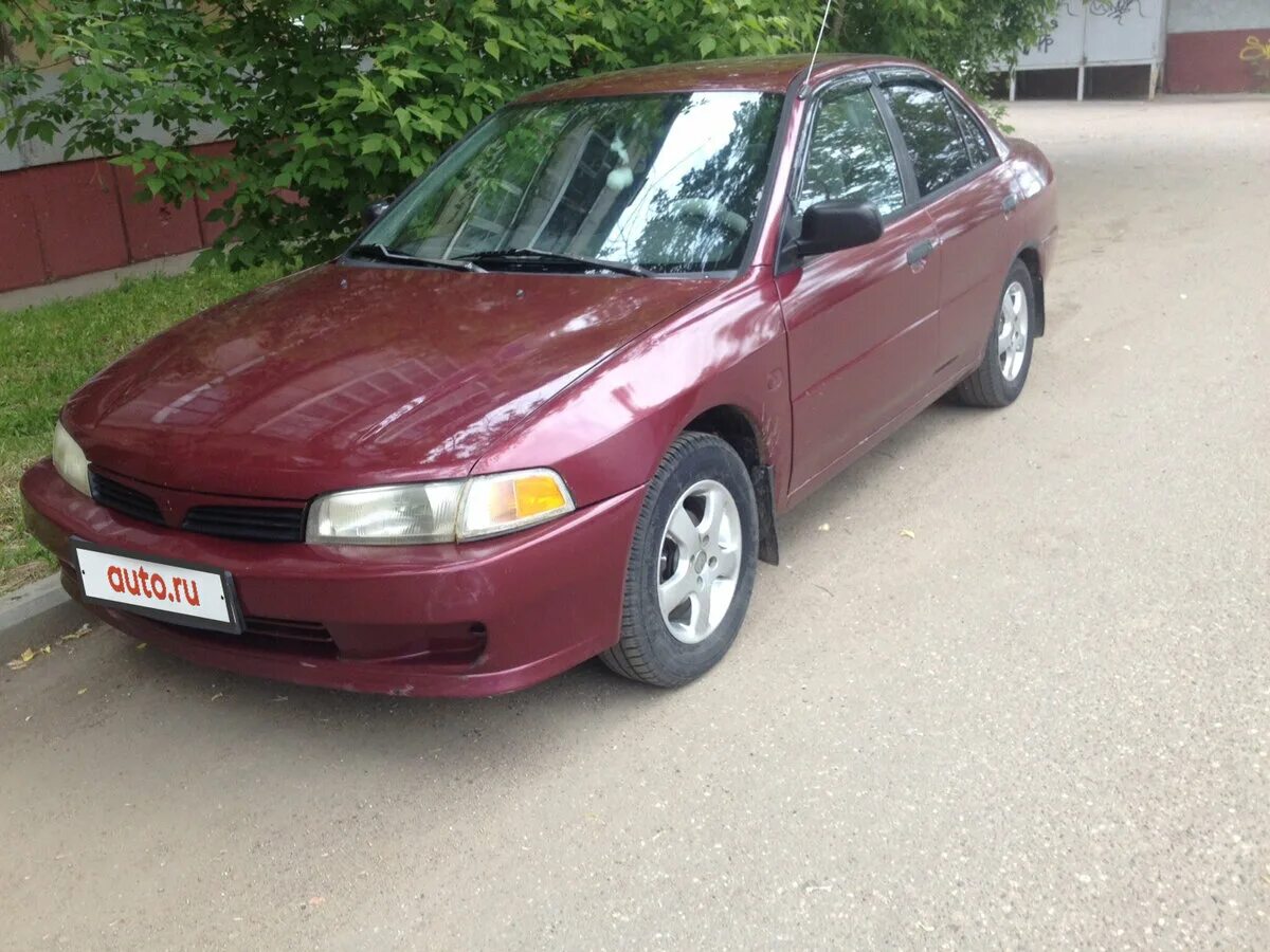 Mitsubishi уфа. Mitsubishi Mirage 1998. Митсубиси Мираж 1998 седан. Митсубиси Мираж 1998 года. Mitsubishi Mirage 1.3 at, 1998.