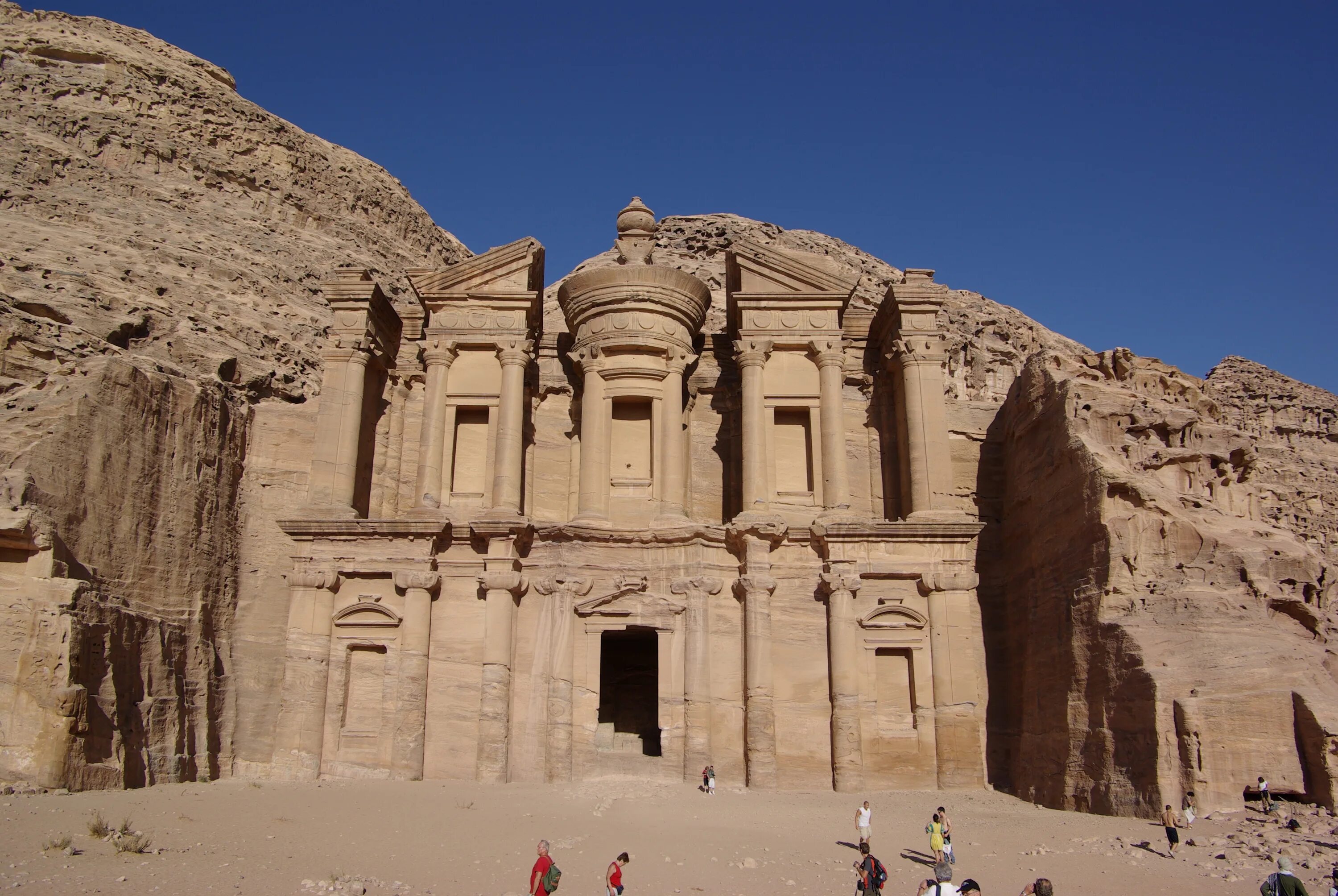 Great Temple (Petra. Виртуальные исторические реконструкции храма св. Петра в Иордании. Адамкаялар. Petra Jordan Википедия.