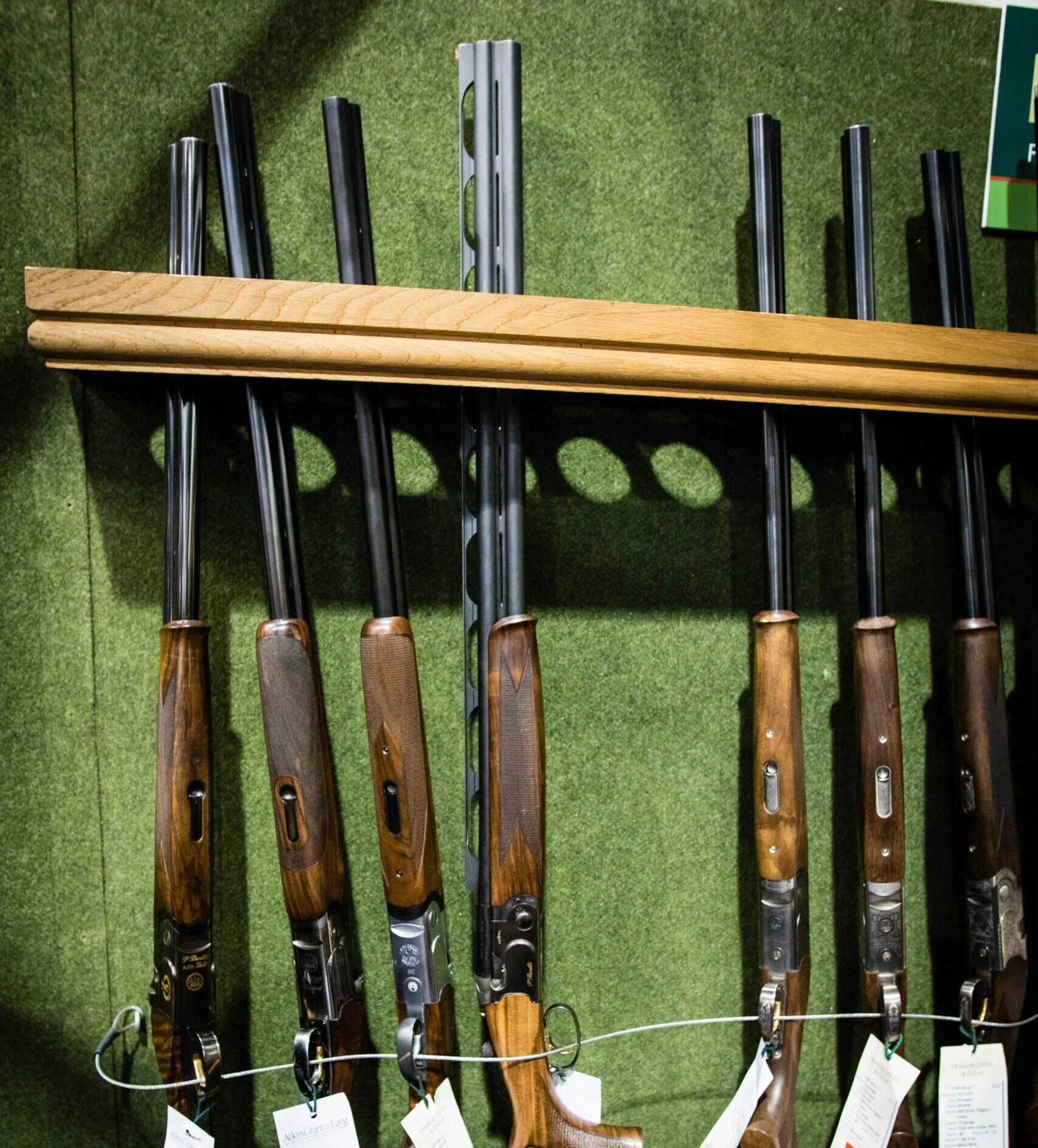 Охота куплю ульяновск. Гражданское охотничье оружие. Оружие для охоты. Охотничье ружье. Ружья для охоты.