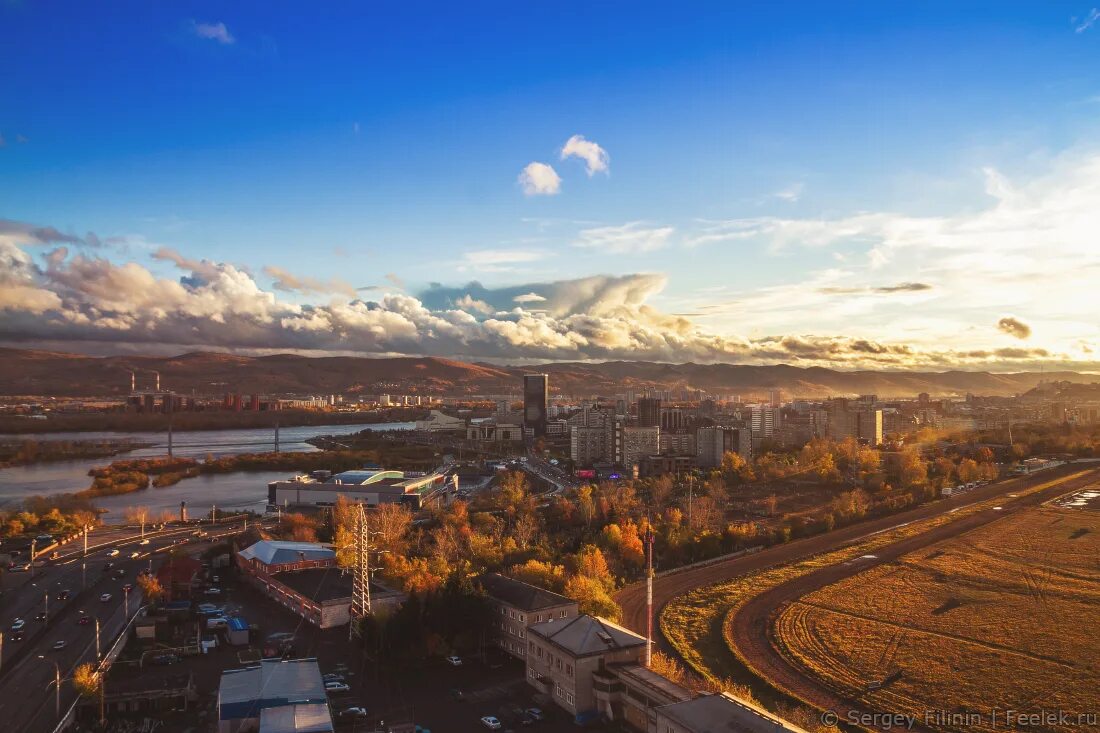 Сток красноярск. Красноярск высотки. Красноярск панорама. Белинского Красноярск. Красноярск высотки города.