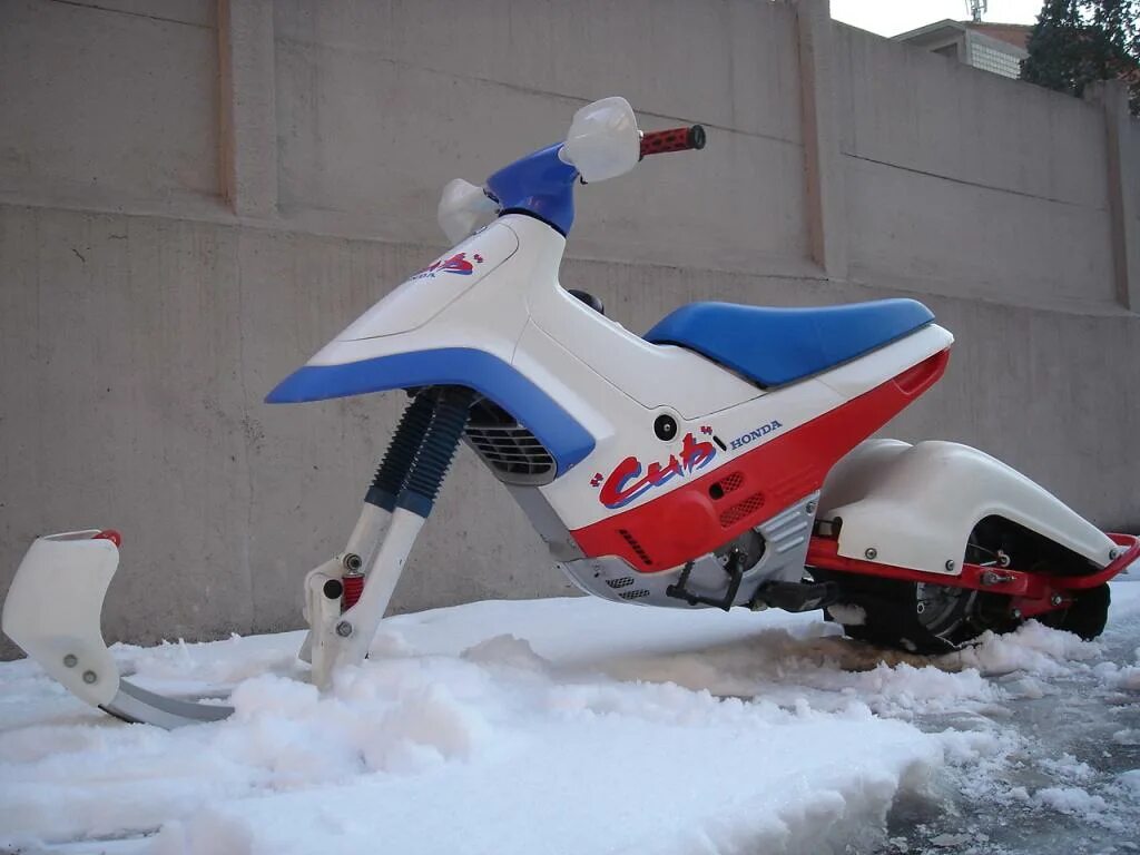 Honda ez 9. Honda ez90 снегоход. Honda ez90 Snow. Honda Cub ez 9.