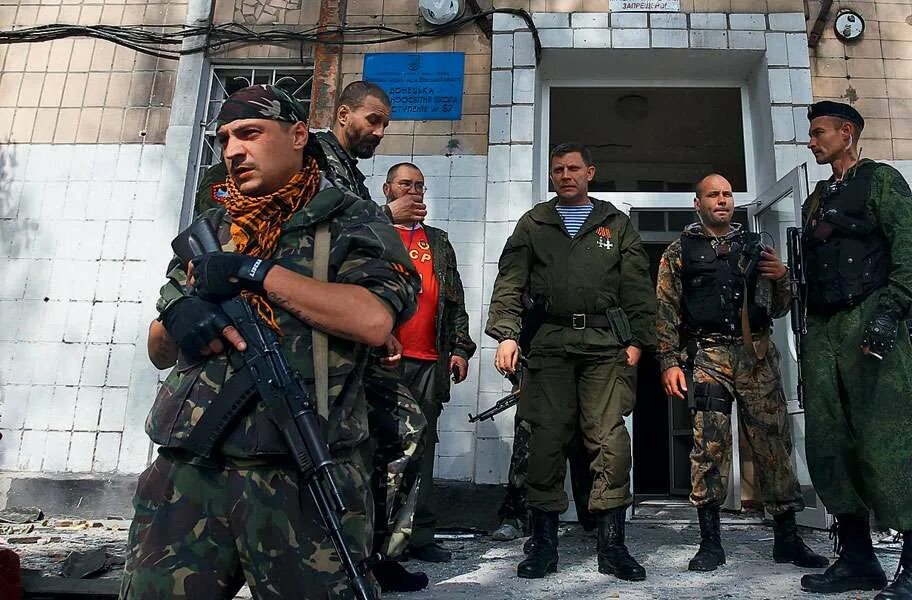 самый днр. александр захарченко. александр захарченко. донецкая народная республика ополчение. александр захарченко с народом.