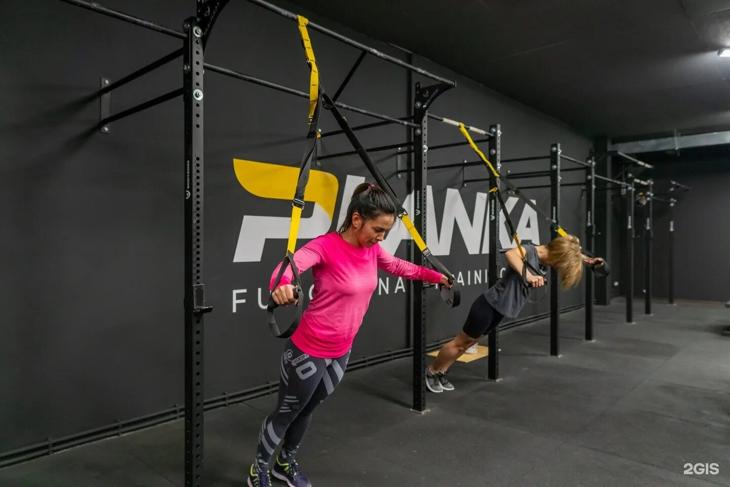 Fitmost растяжка. Планка нижний новгород. Планка нижний новгород. Планка фитнес. Менс клаб нижний новгород.