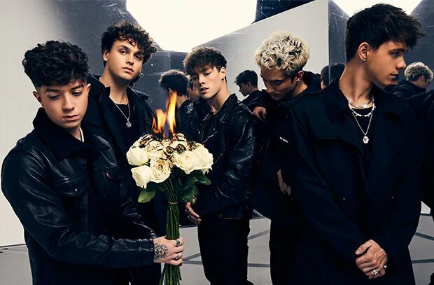 Let me группа. Why don't we — Let me down easy (Lie).