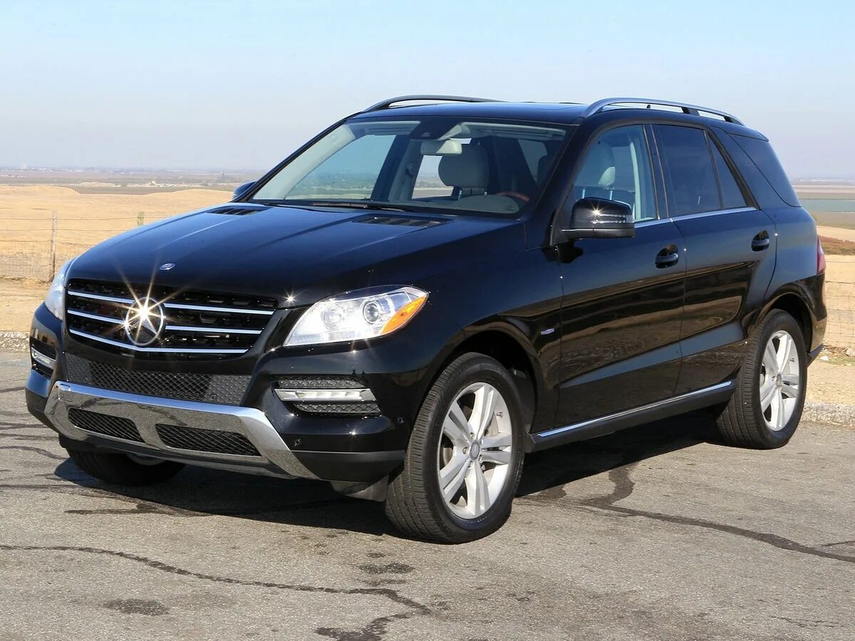 Ml 350 mercedes. Mercedes ml350 2012. Mercedes Benz ml 350 BLUETEC. Mercedes ml 350. Mercedes Benz ml 350 2012.