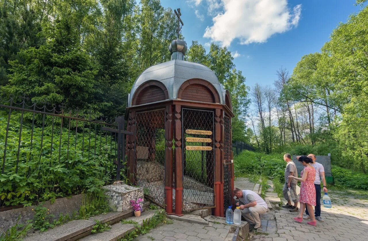 Евфросиния колюпановская. Блаженная Ефросинья Колюпаново. Колюпаново Тульская Святой источник. Колюпаново храм. Источник Евфросинии в Колюпаново.