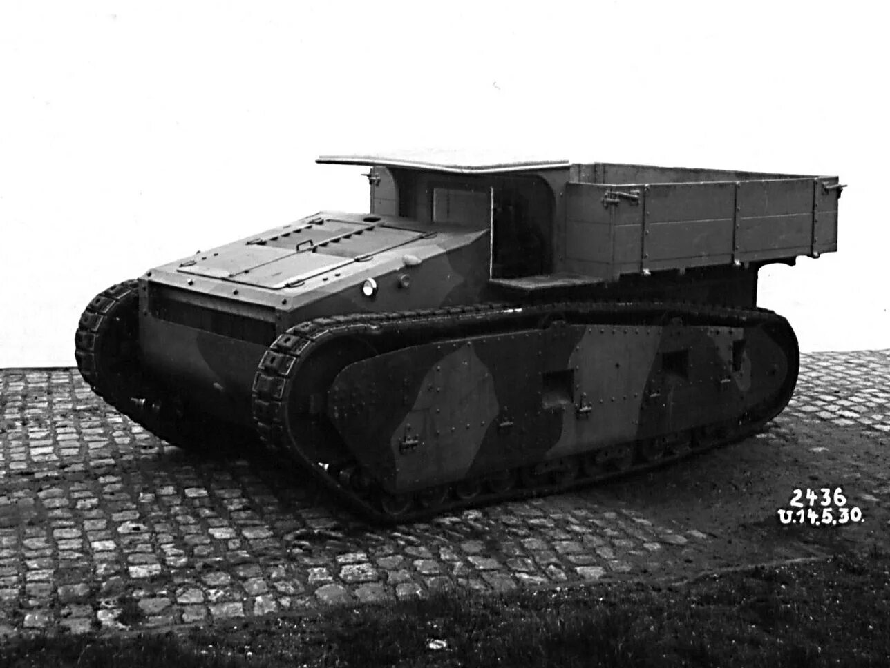 Л трактор. Leichttraktor лёгкий танк. l traktor танк. немецкий танк трактор. немецкие тракторы 1939.