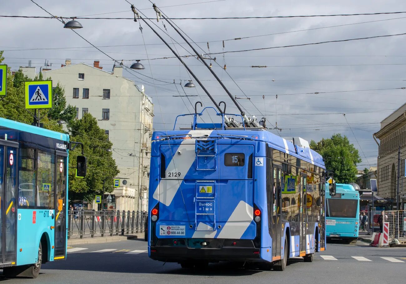 Троллейбус октябрьский. БКМ 32100d.