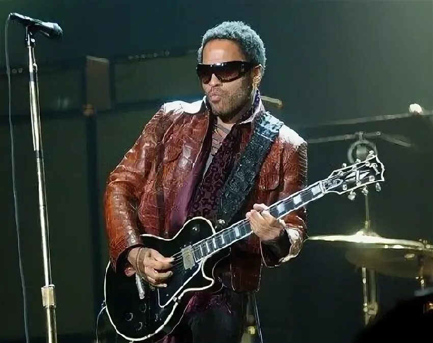 Lenny kravitz american. Ленни кравиц. Ленни кравиц концерт в стокгольме. Ленни кравиц. Dj meg тимати.