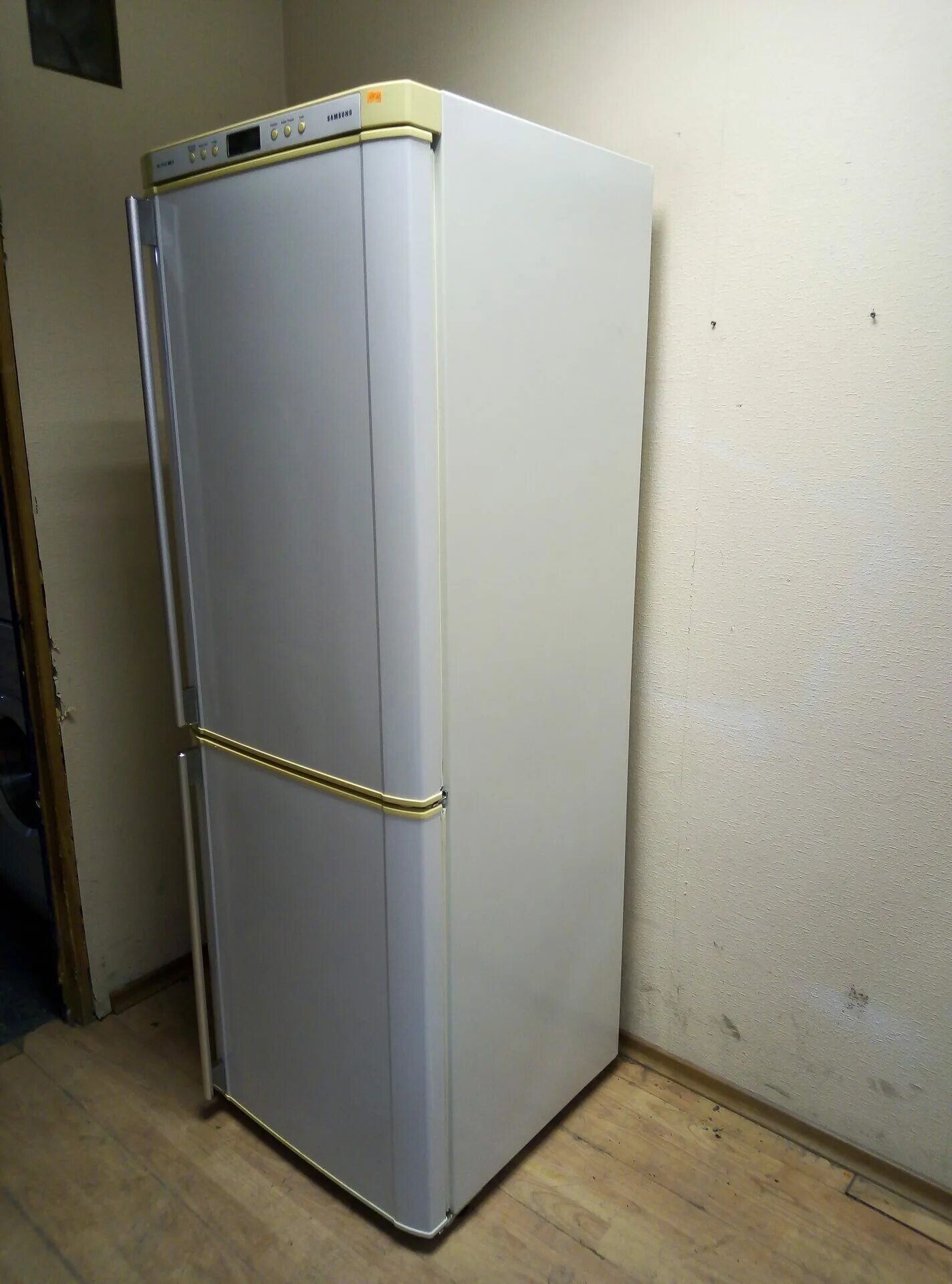 Samsung rl33eams. Холодильник samsung rl-33 ebsw. Холодильник samsung rl-33 eams. Холодильник samsung rl-33 eams. Samsung rl33eams.