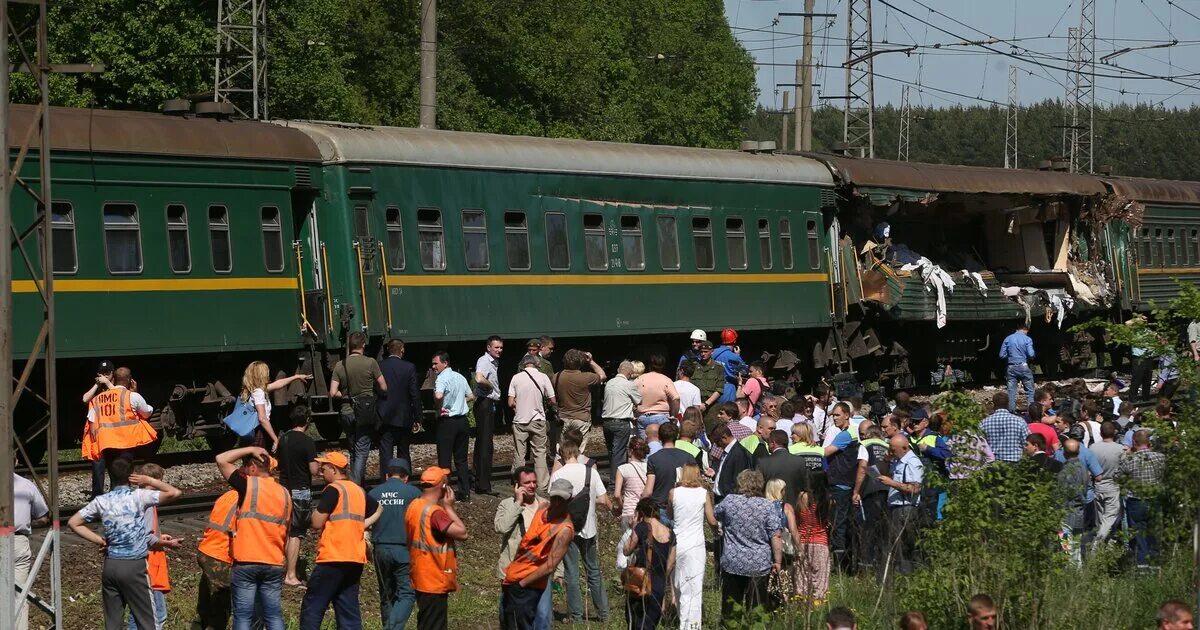 Столкновение поездов Нара- Бекасово. Нара Бекасово крушение поезда. Крушение поезда Наро-Фоминск 1998. Железнодорожная авария Бекасово.