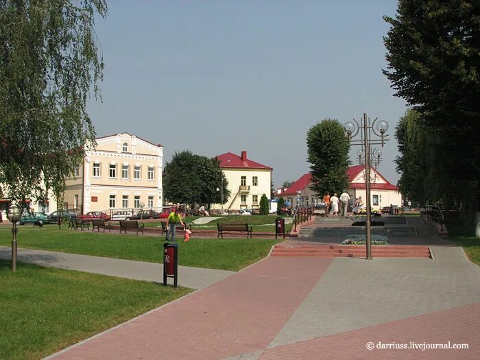 Ленин слоним. Г слоним белоруссия. слоним городской парк. город слоним белоруссия гродненская область. слоним вокзал.