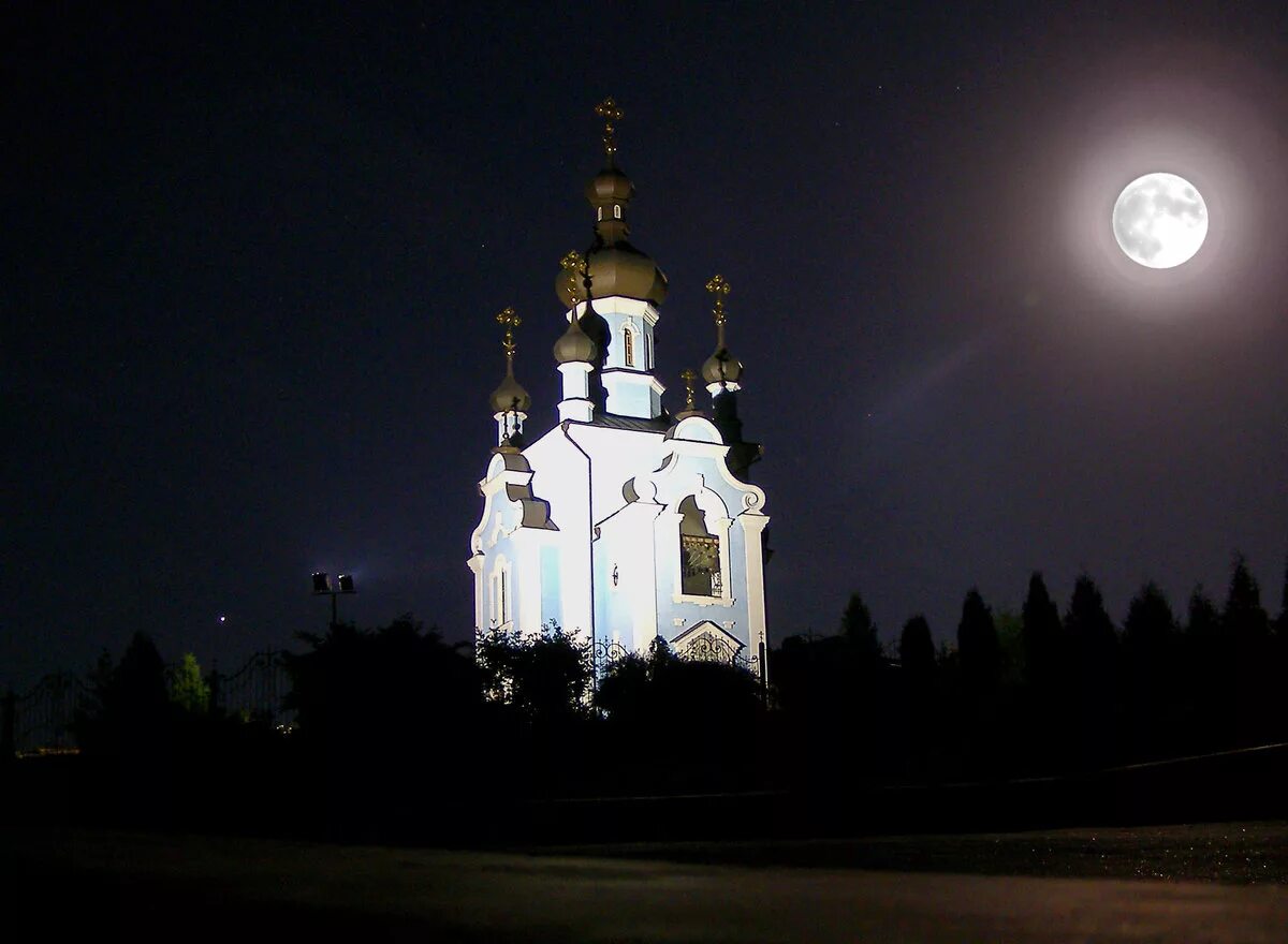 Ночная Церковь. Храм ночью. Ночной православный храм. Православная Церковь ночью.