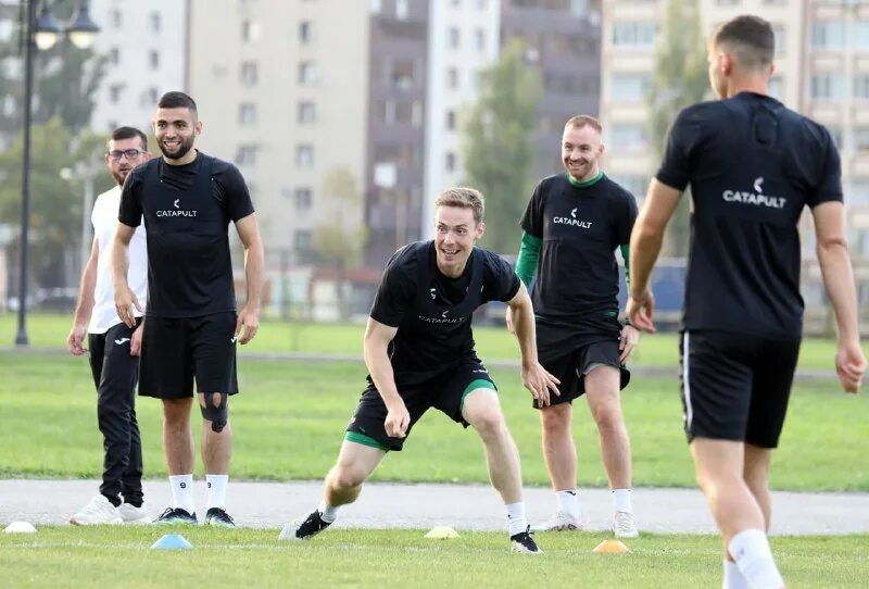 тренировочный процесс футбол фк рига. ахмат академия 2006г. ахмат тренировка. ахмат подготовка. ахмат подготовка.