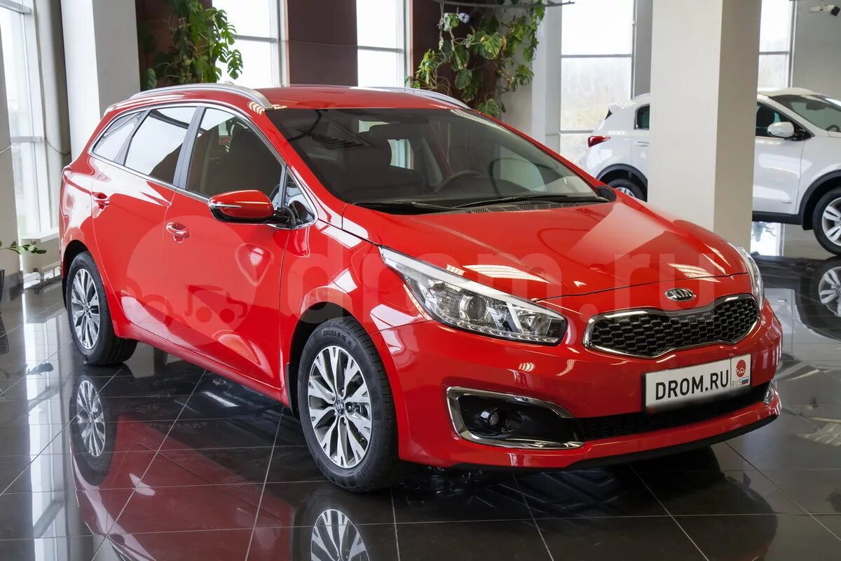 Kia ceed 2017 red line. Антифриз luxe-40 long life red line g12 красный 1 кг. Kia ceed red line 2016. Kia ceed red line luxe. Kia ceed 2017 red line серебристый.