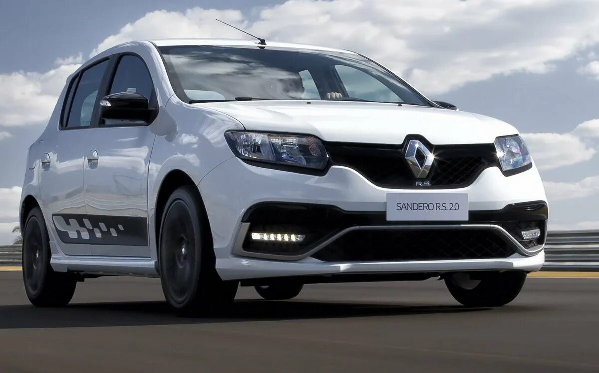 Renault sandero mt. Сандеро 2. Renault Sandero RS 2020. Renault Sandero RS 2015. Рено Сандеро РС 2.0.