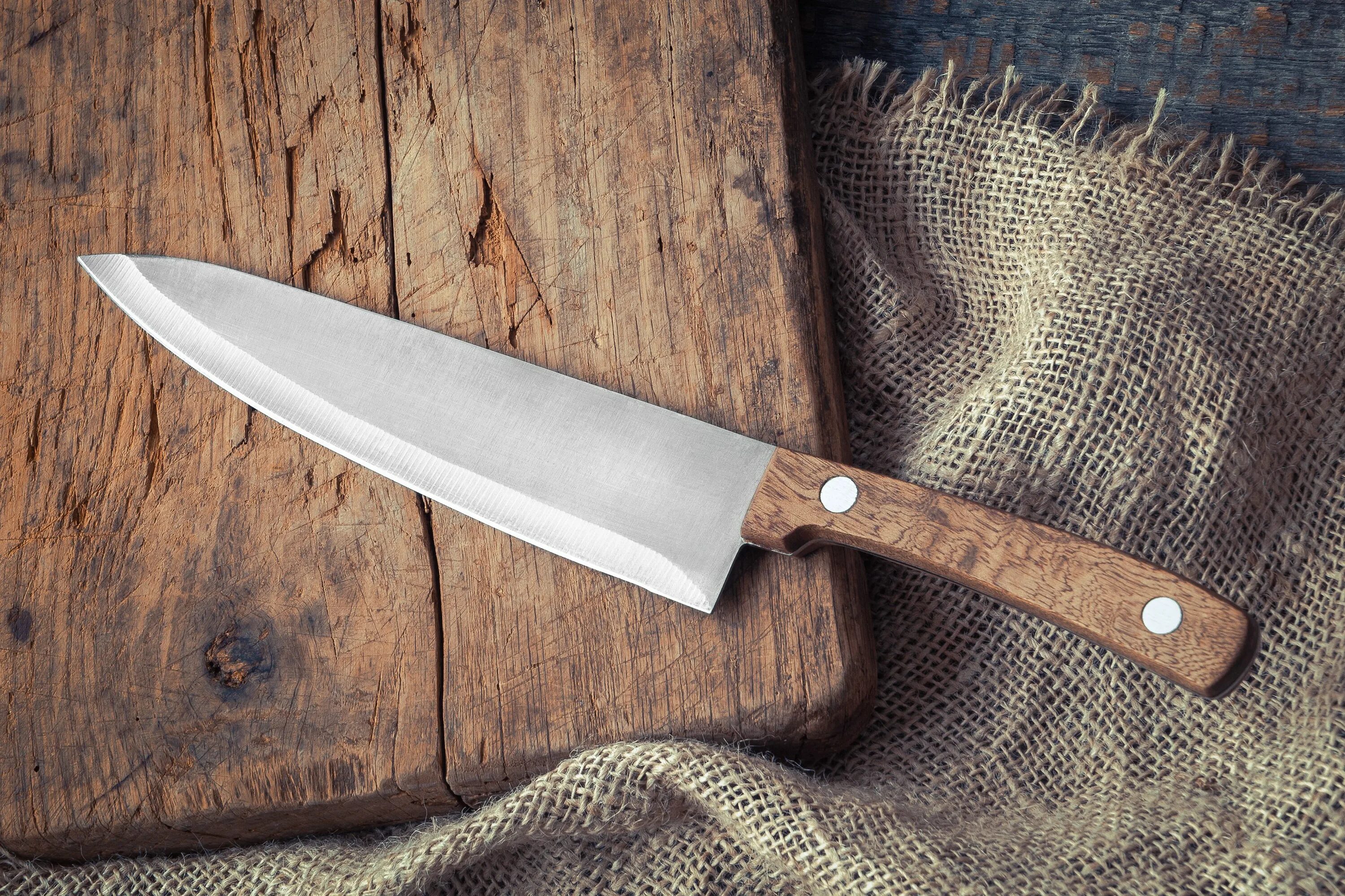 К чему снится ножевое. Большой кухонный нож. Старый кухонный нож. Sharp Knife. Ножи Sharp Knives.